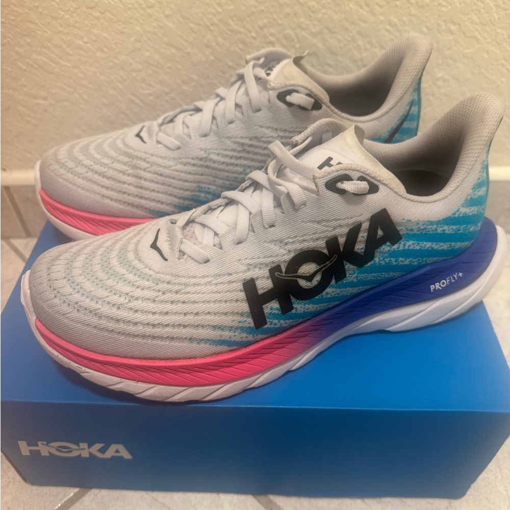 Hoka Mach 5 / 8.5 men’s/10 women’s worn 3 times, original insole